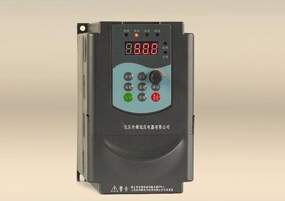 XJMD810通用型變頻器（7.5~15KW）